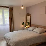 Périgourdine Avec Et Vue Pomport