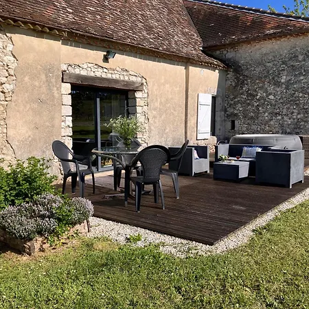 Perigourdine Avec Et Vue Dom wakacyjny