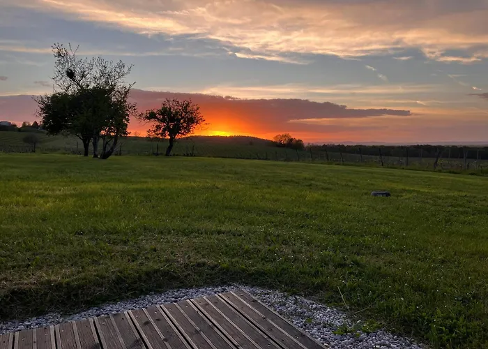 Périgourdine Avec Et Vue * Pomport
