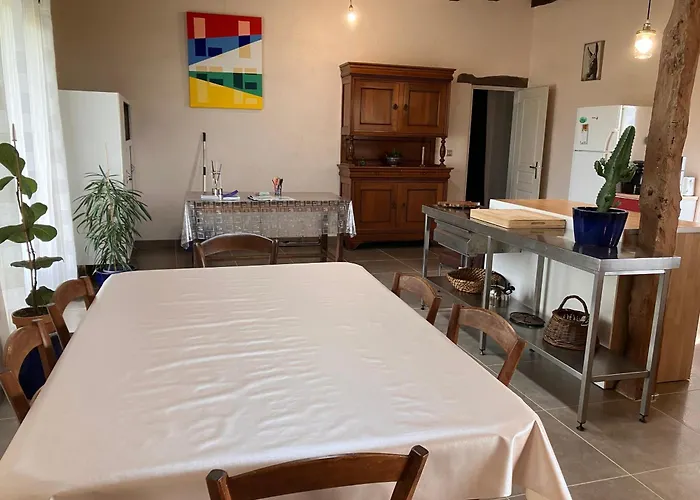 Casa vacanze Périgourdine Avec Et Vue Pomport